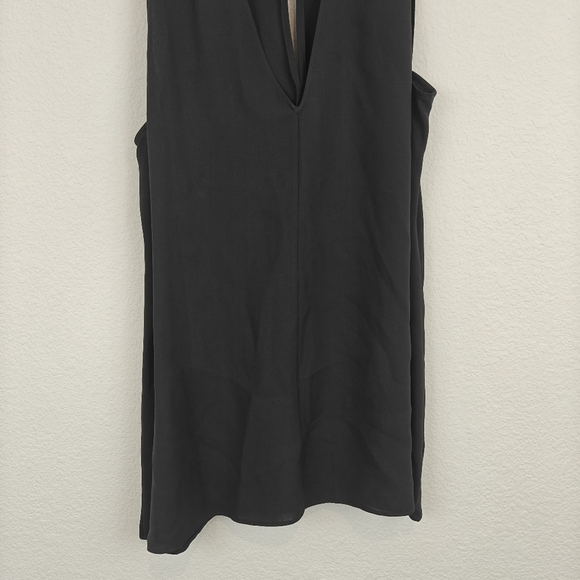 Lafayette 148 NY High Neck Sleeveless Silk Cutout Blouse Size M Women's - Picture 7 of 11